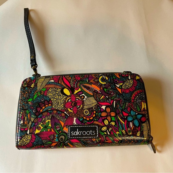 Sakroots Multicolor Wristlet Cellphone Wallet *READ* - Picture 1 of 14